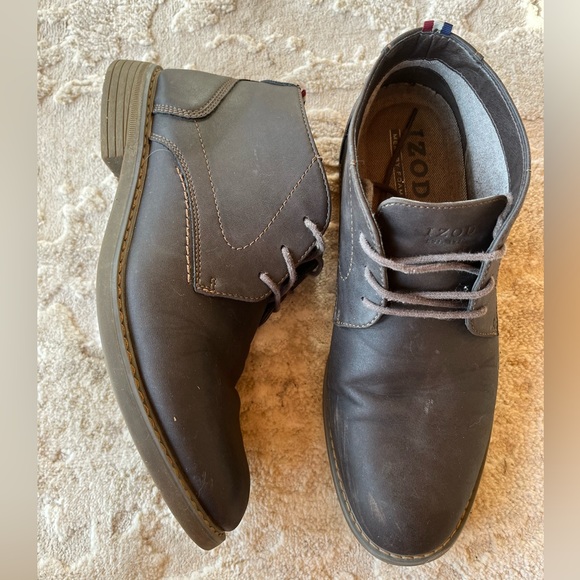 Men’s IZOD Memory Foam Shoes - Picture 2 of 4